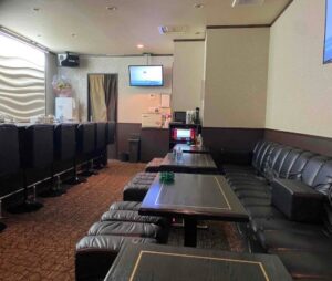 ナイトパブ くろちゃん