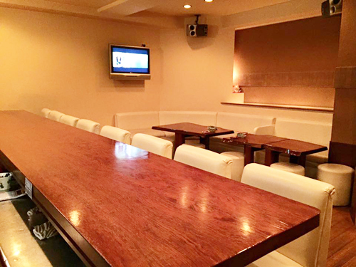 Home’s bar ひなた